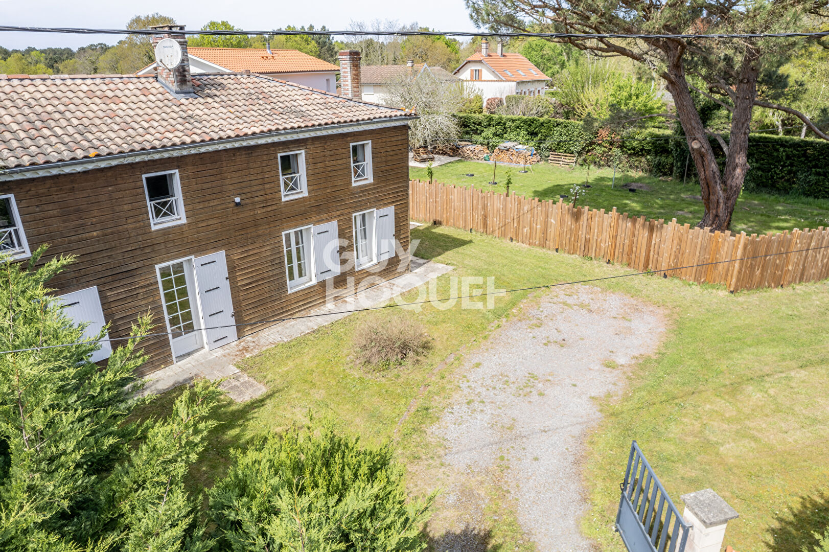 Grande maison aux beaux volumes à Biscarrosse