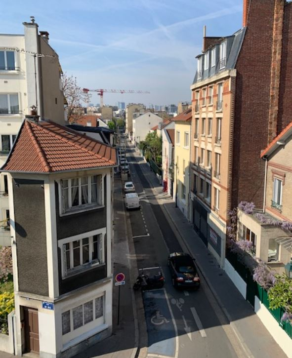 ASNIERES/  secteur BAC    2 P. 42.61M²  1050 