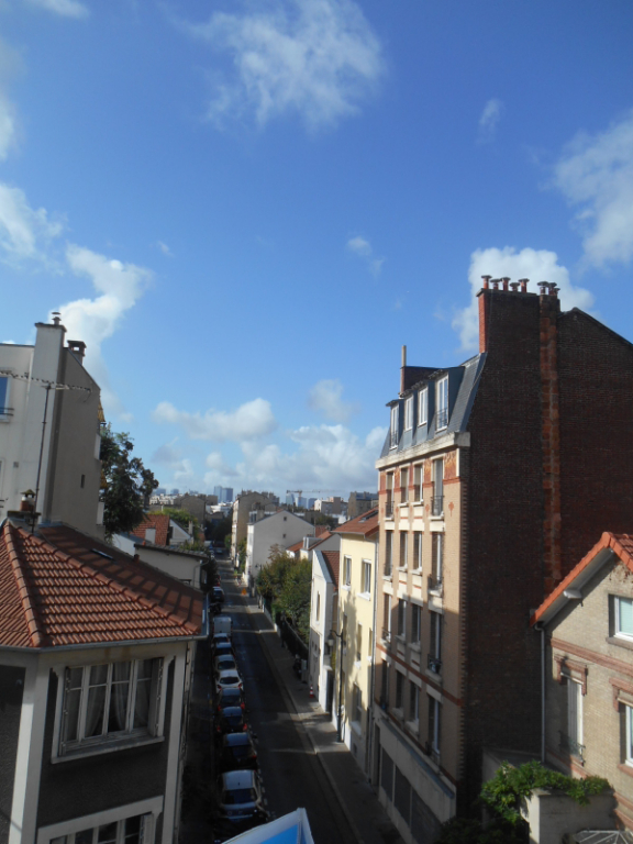 ASNIERES/  secteur BAC    2 P. 42.61M²  1050 