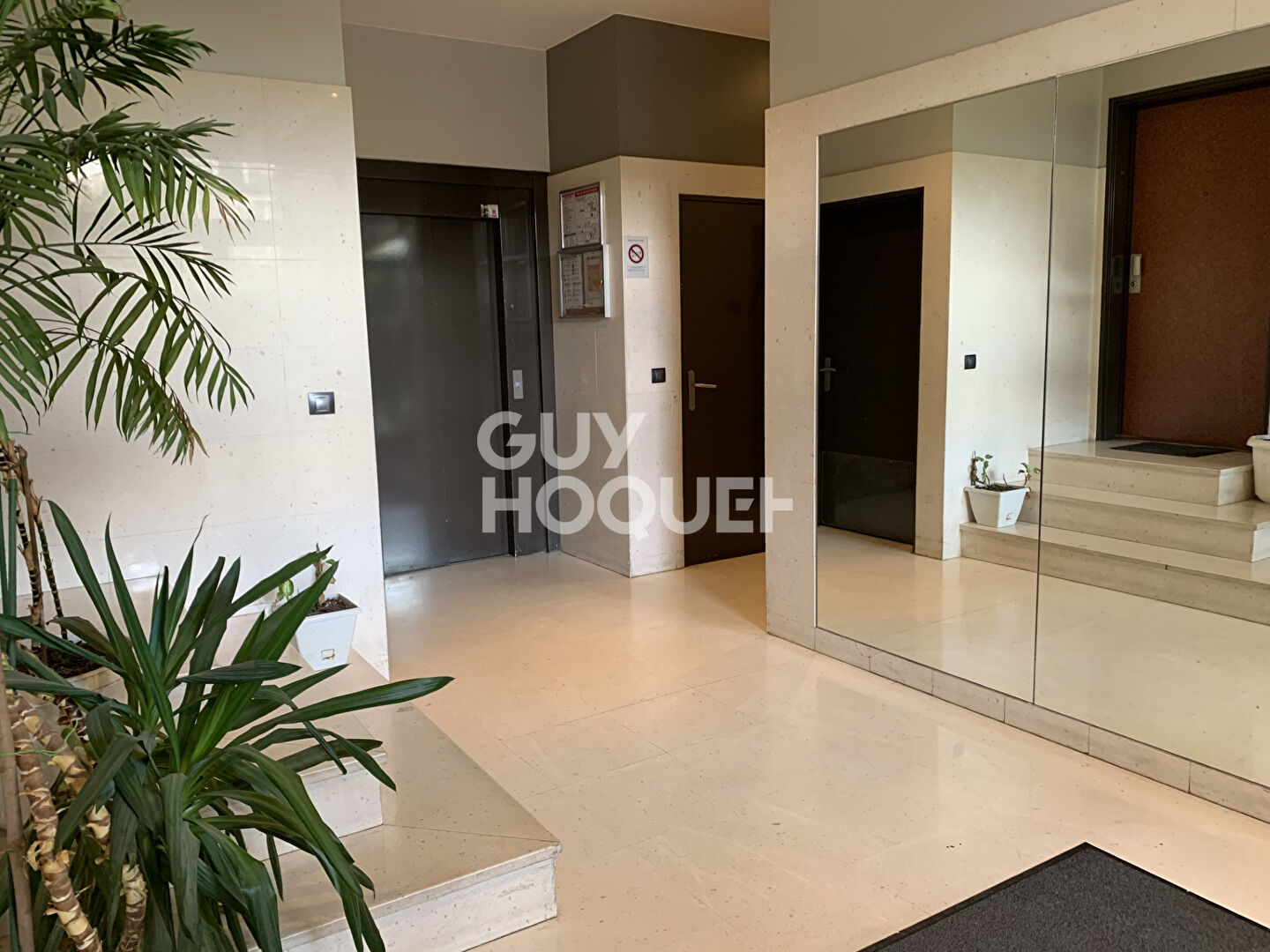 2 P 35 m²   JARDIN et  PARKING