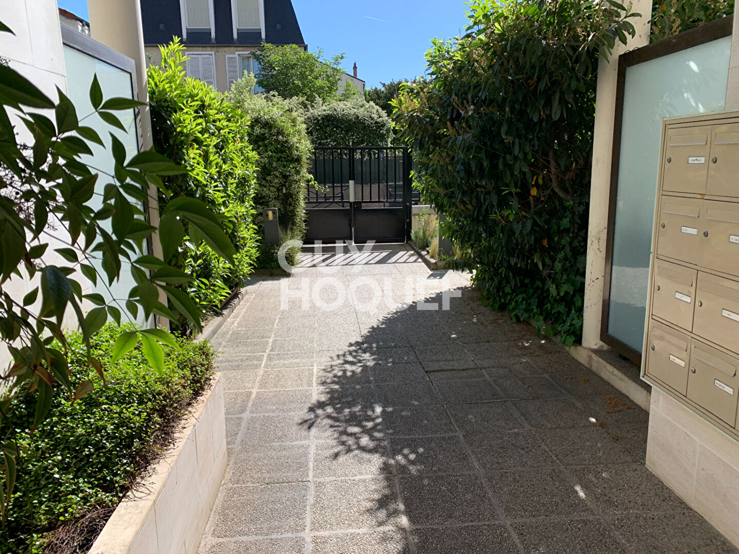 2 P 35 m²   JARDIN et  PARKING
