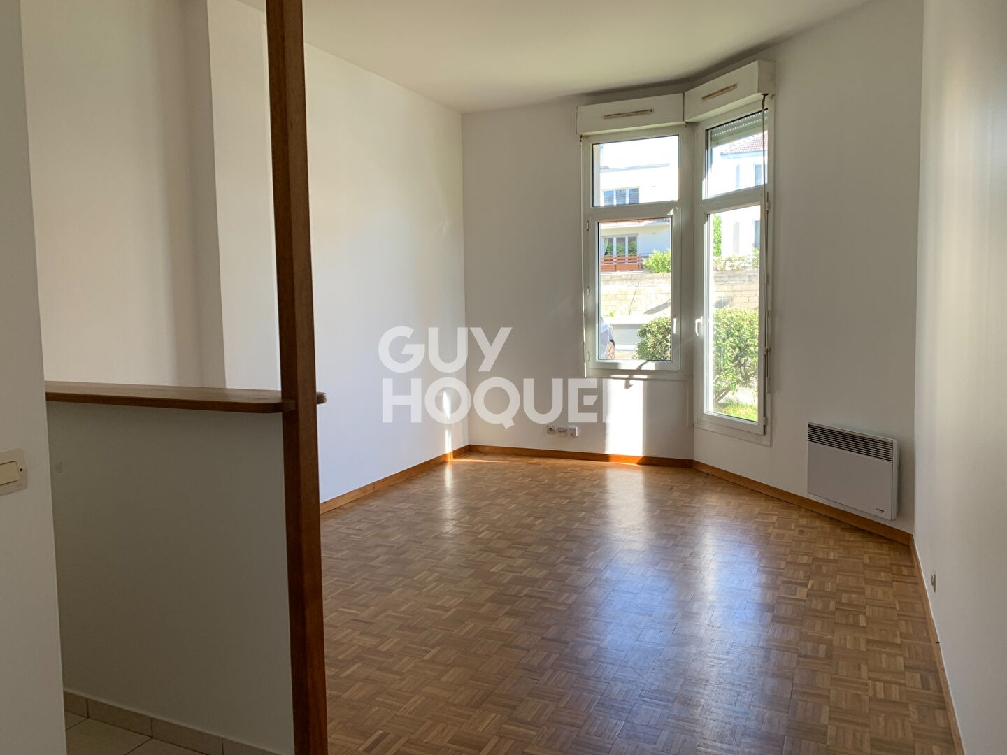 BOIS COLOMBES/ les vallées/ STUDIO 26,70 m² avec PARKING