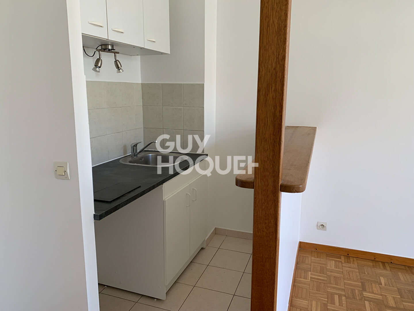 BOIS COLOMBES/ les vallées/ STUDIO 26,70 m² avec PARKING
