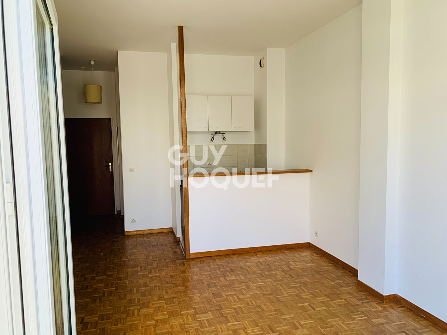 BOIS COLOMBES/ les vallées/ STUDIO 26,70 m² avec PARKING