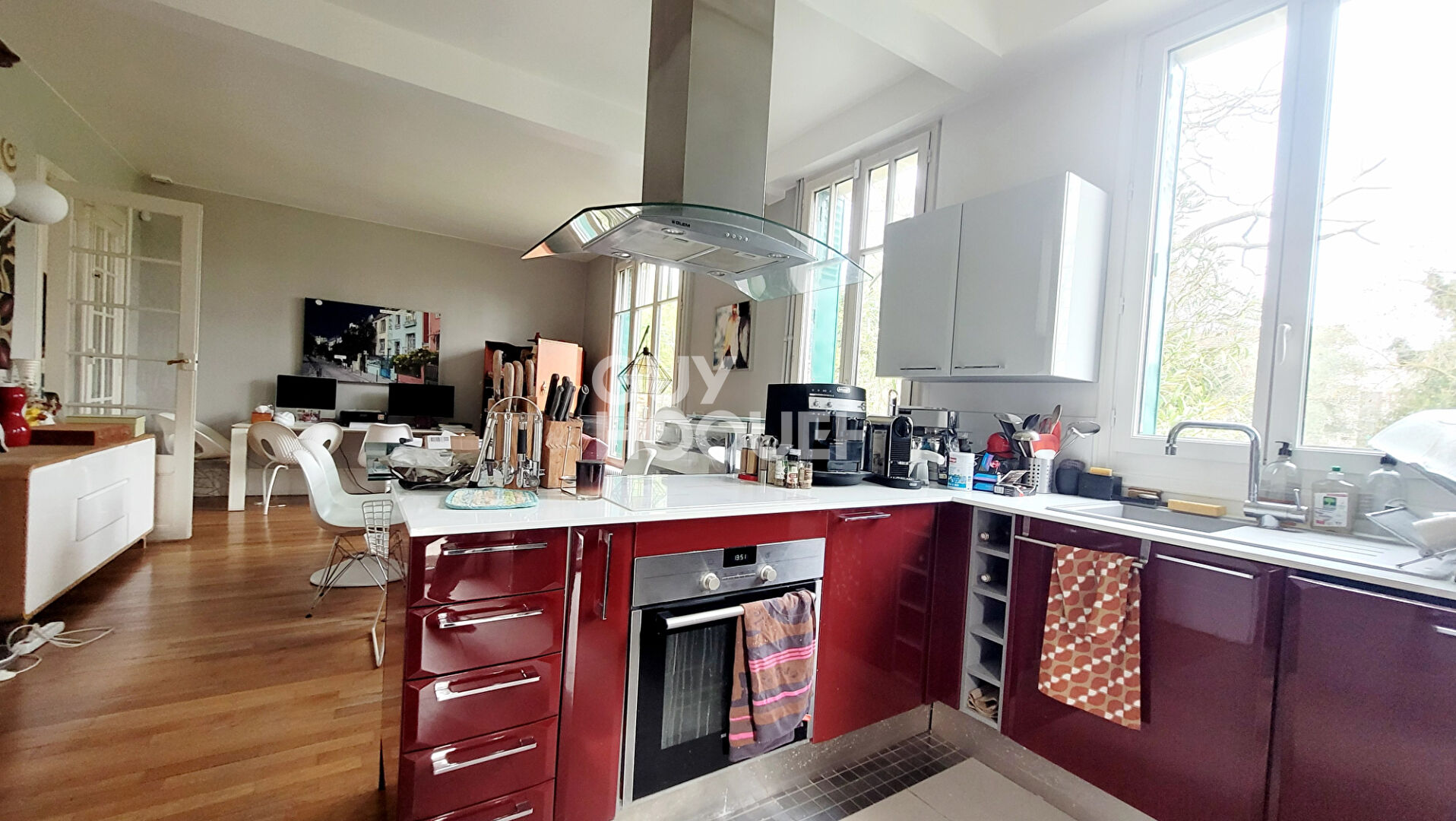 BOIS COLOMBES/   MAISON 134 M²  PARCELLE 998 M²  GARAGE  et  ATELIER