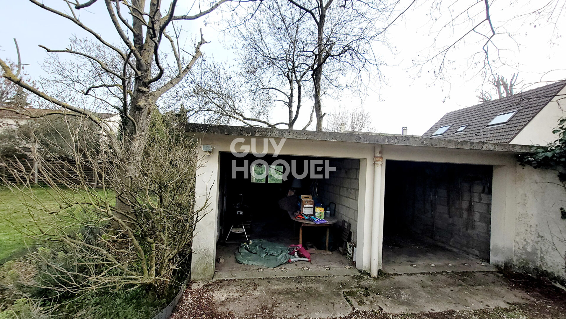 BOIS COLOMBES/   MAISON 134 M²  PARCELLE 998 M²  GARAGE  et  ATELIER