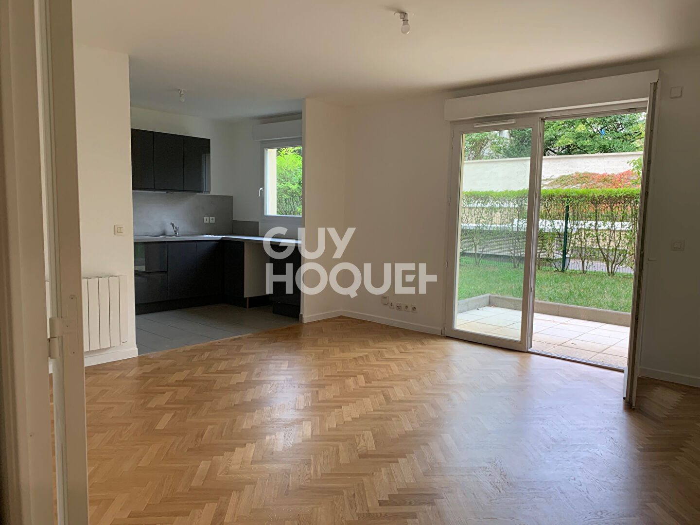 BOIS COLOMBES CENTRE/ 2 P. 48 m² JARDIN 30 m² et PARKING