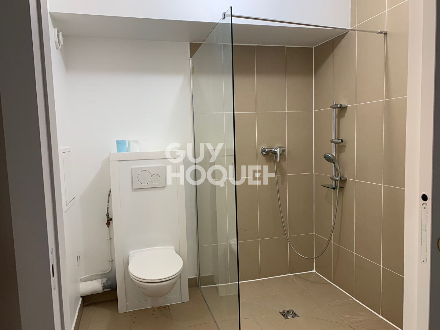 BOIS COLOMBES CENTRE/ 2 P. 48 m² JARDIN 30 m² et PARKING