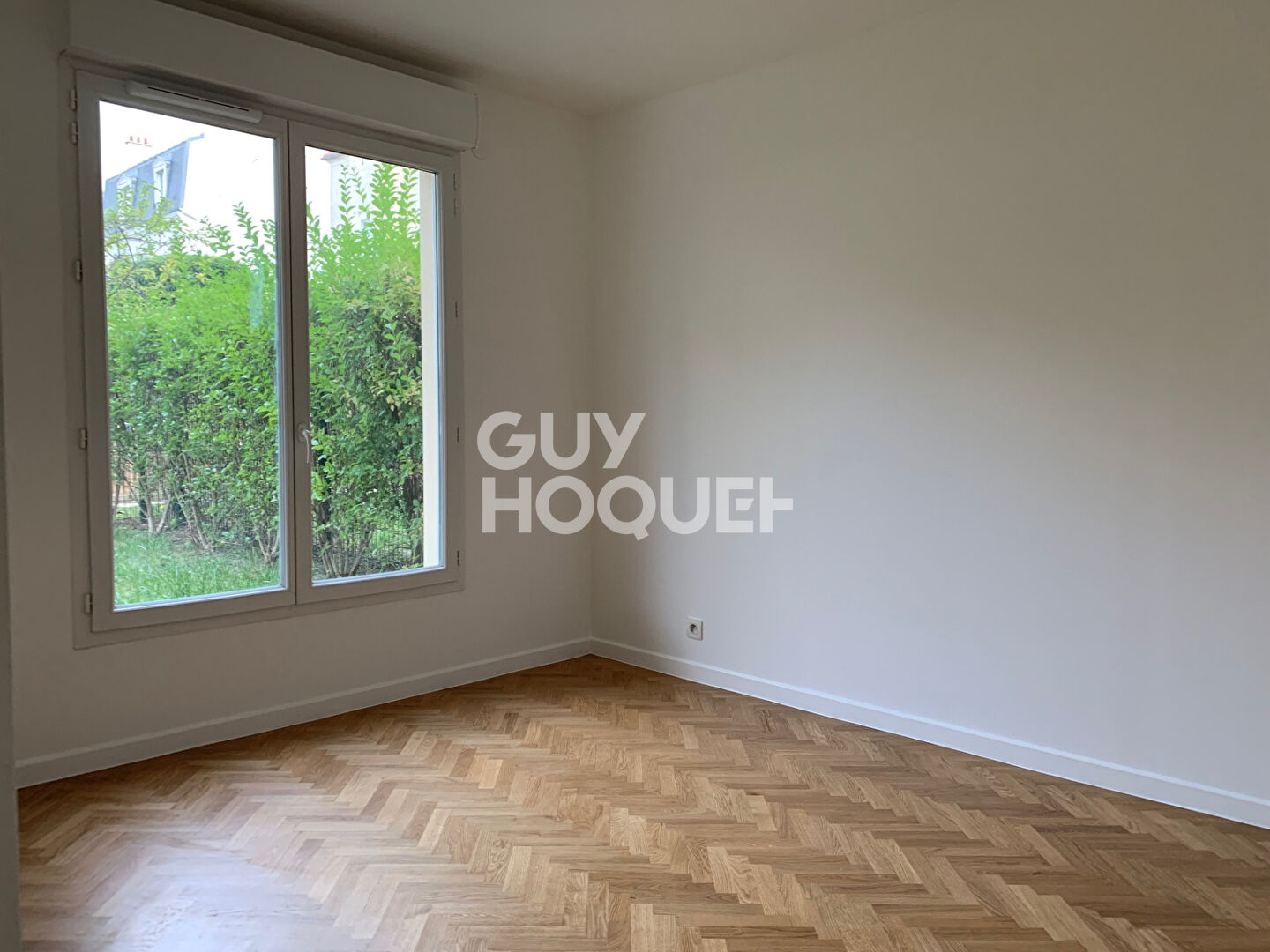 BOIS COLOMBES CENTRE/ 2 P. 48 m² JARDIN 30 m² et PARKING