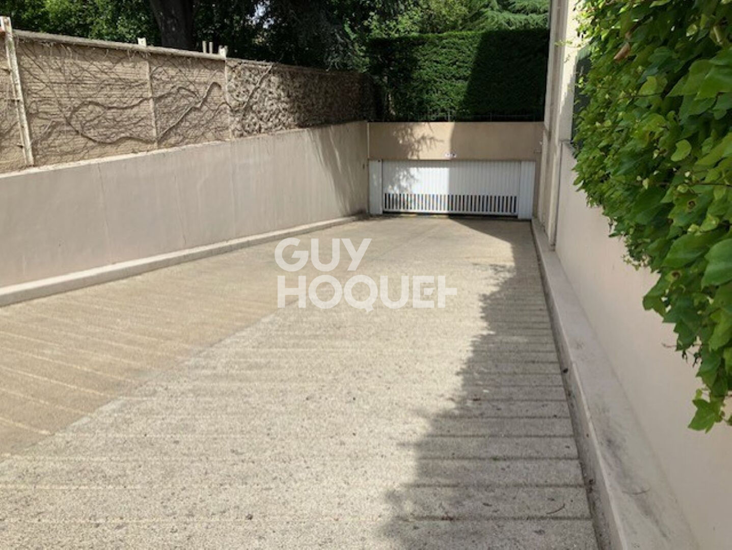 Bois colombes/ secteur CAMUS. Appartement  4 P.96 m2 DOUBLE BOX 35 M² JARDIN PRIVATIF 270 M²
