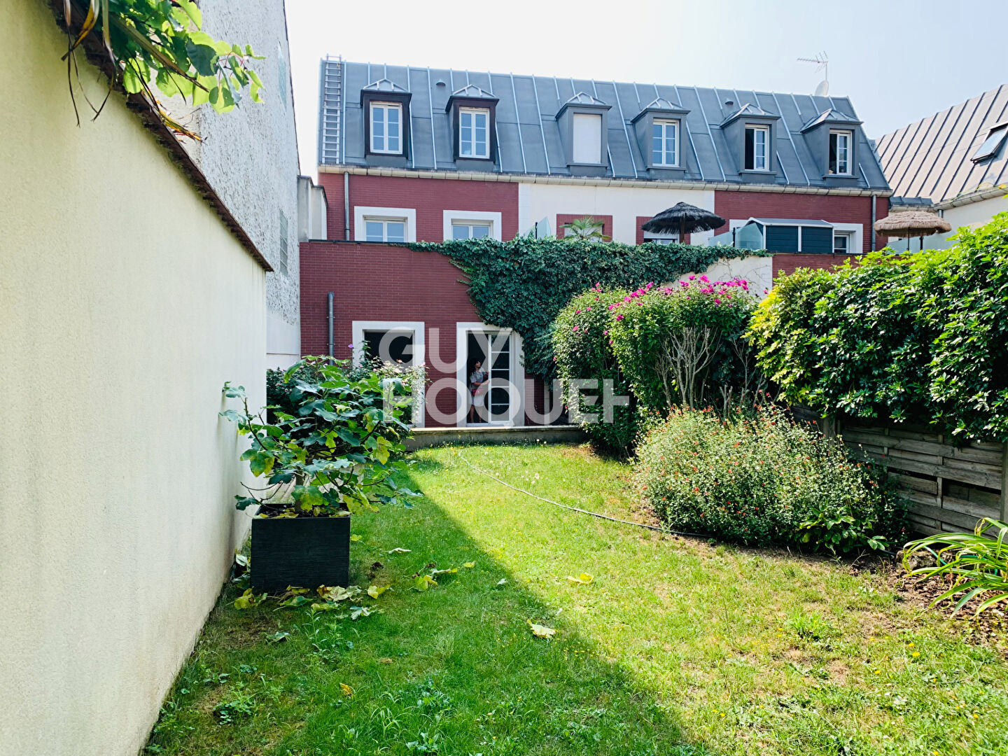 LA GARENNE COLOMBES/ MAISON  5 P.140 m2  2 PK