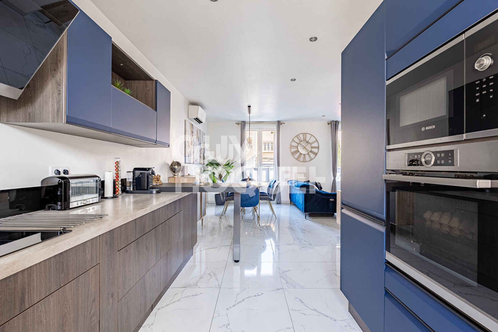 MAISON RÉNOVÉE. 6 P. 132 M²- Quartier Marceau-Champarons