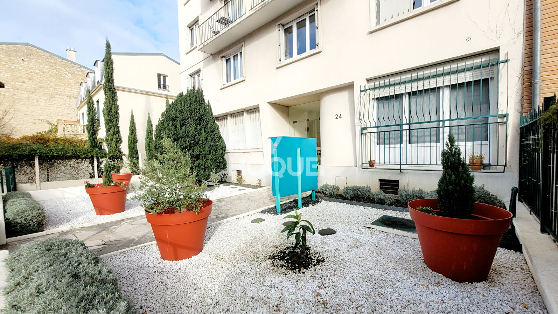 BOIS COLOMBES, MAIRIE/ 3 P. 57,50 m²  avec BALCON