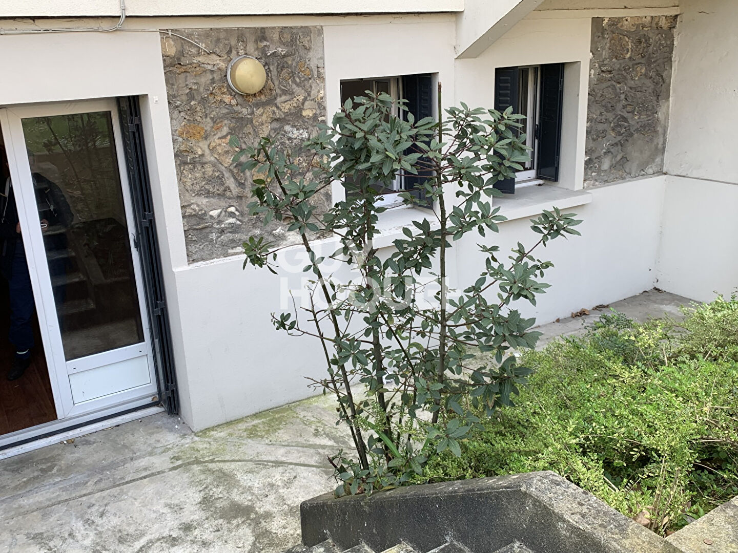 COLOMBES, 3 P. 41 M²