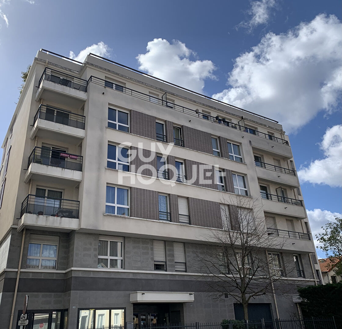 BOIS COLOMBES/   4 P. 78 m²  BALCON et 2 PARKINGS