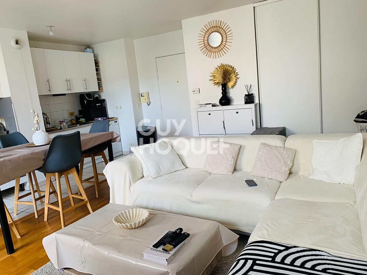 BOIS COLOMBES/   4 P. 81.27 m²  BALCON et 2 PARKINGS