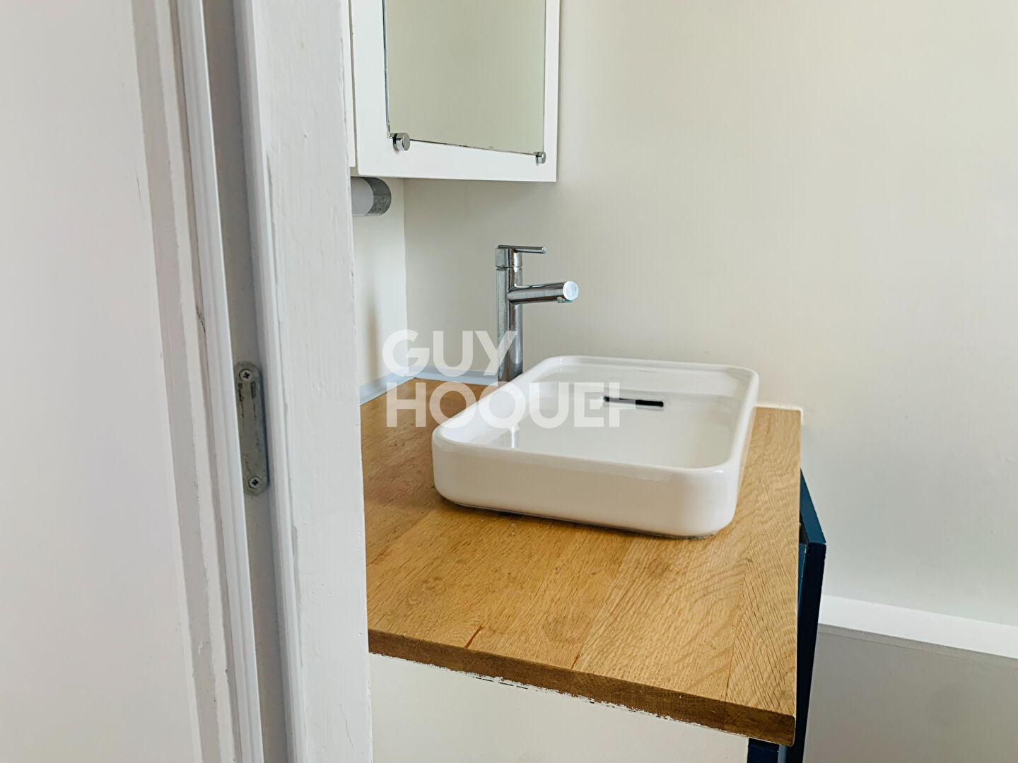 BOIS COLOMBES/ 2 P 38.52 M²  LOCATION MEUBLEE
