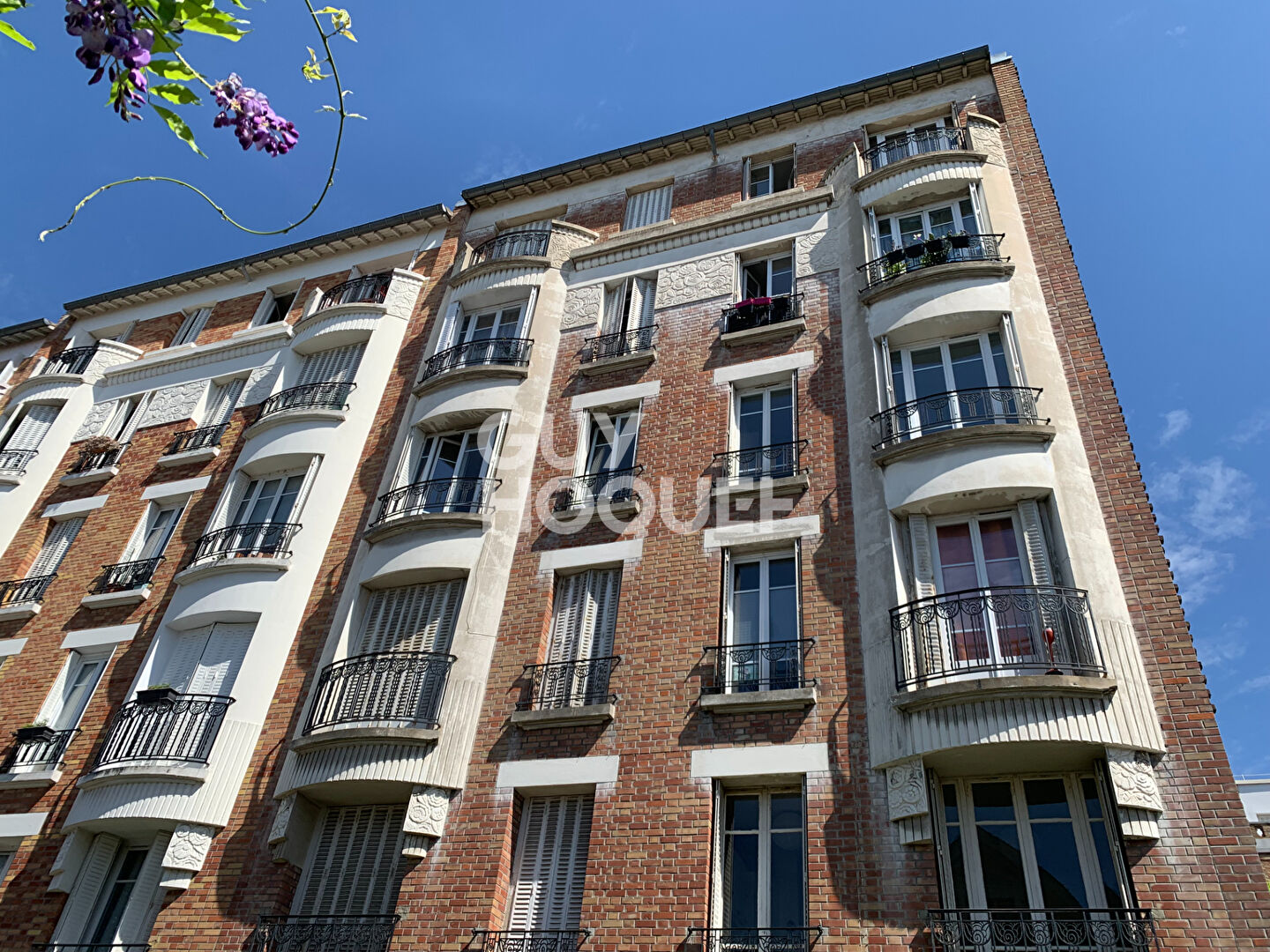 BOIS COLOMBES/ 2 P 38.52 M²  LOCATION MEUBLEE