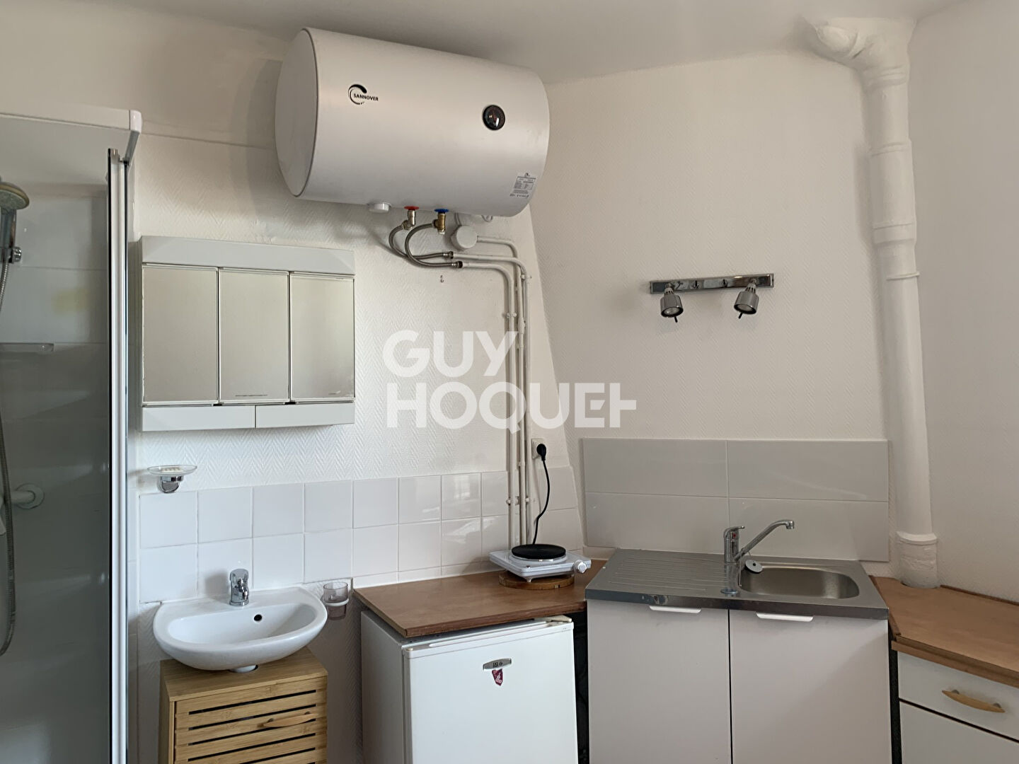 BOIS COLOMBES Studette 12.44 m²