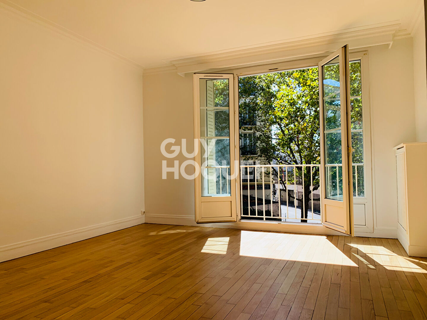 COLOMBES GARE/ 3 P.56 M²  balcon