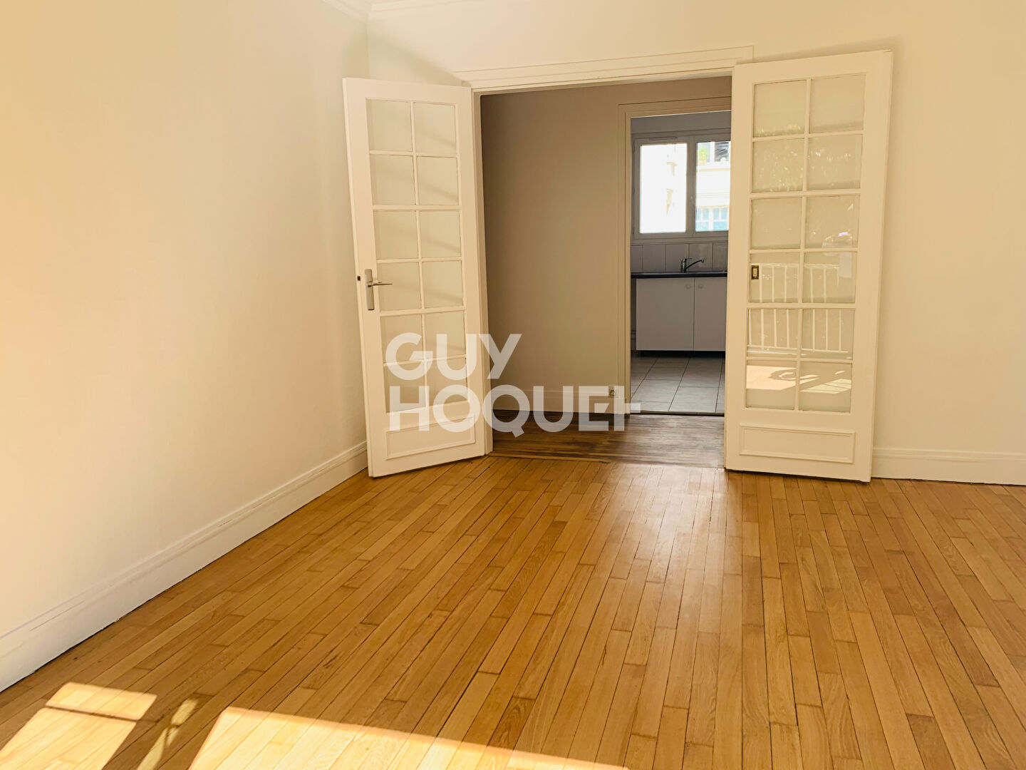 COLOMBES GARE/ 3 P.56 M²  balcon