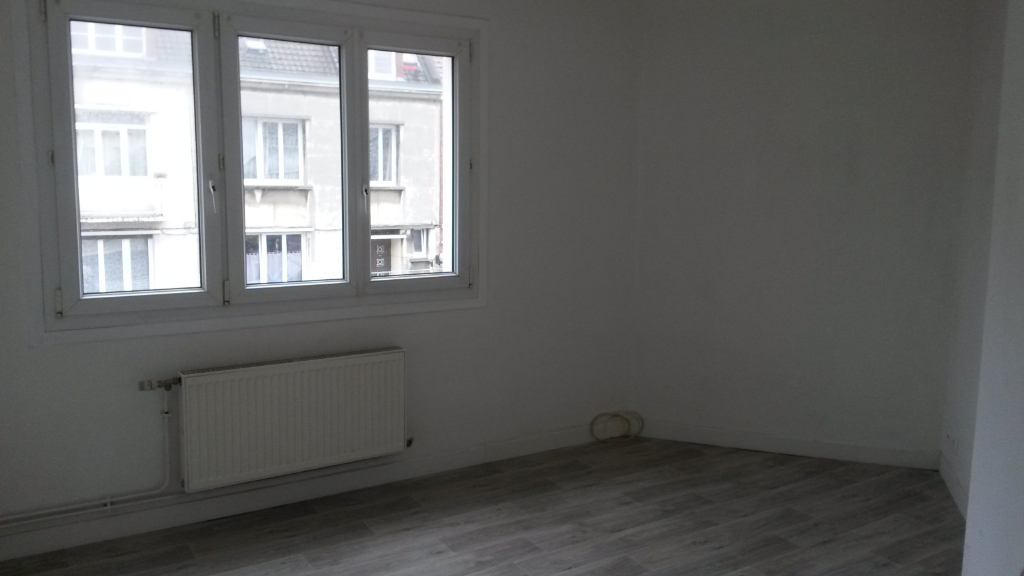 Appartement 2 pièces d'environ 37 m² à louer à CALAIS (62100).