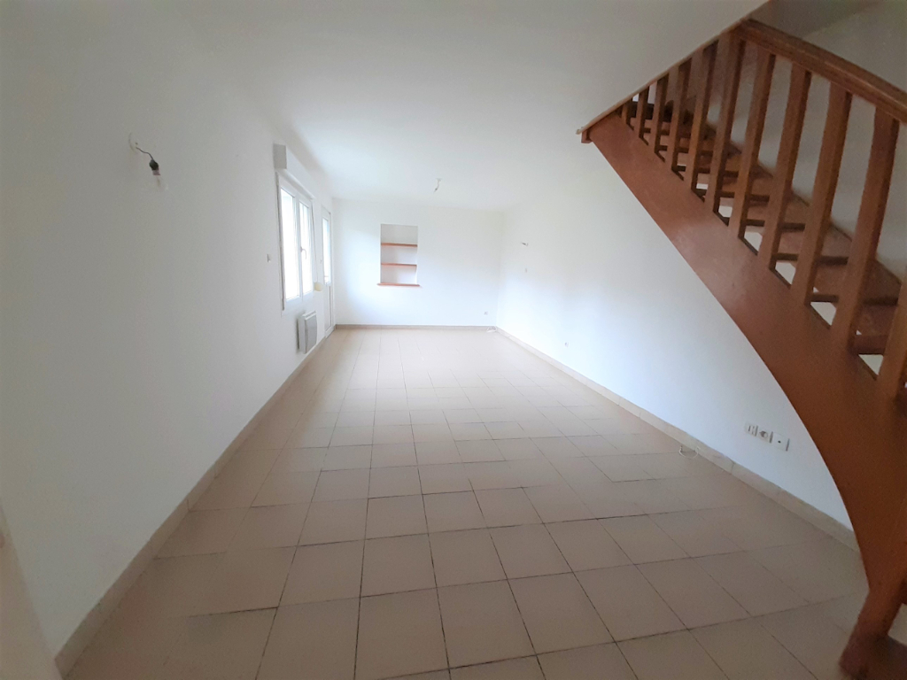 LOCATION d'une maison T3 (57 m²) à SAINT FOLQUIN