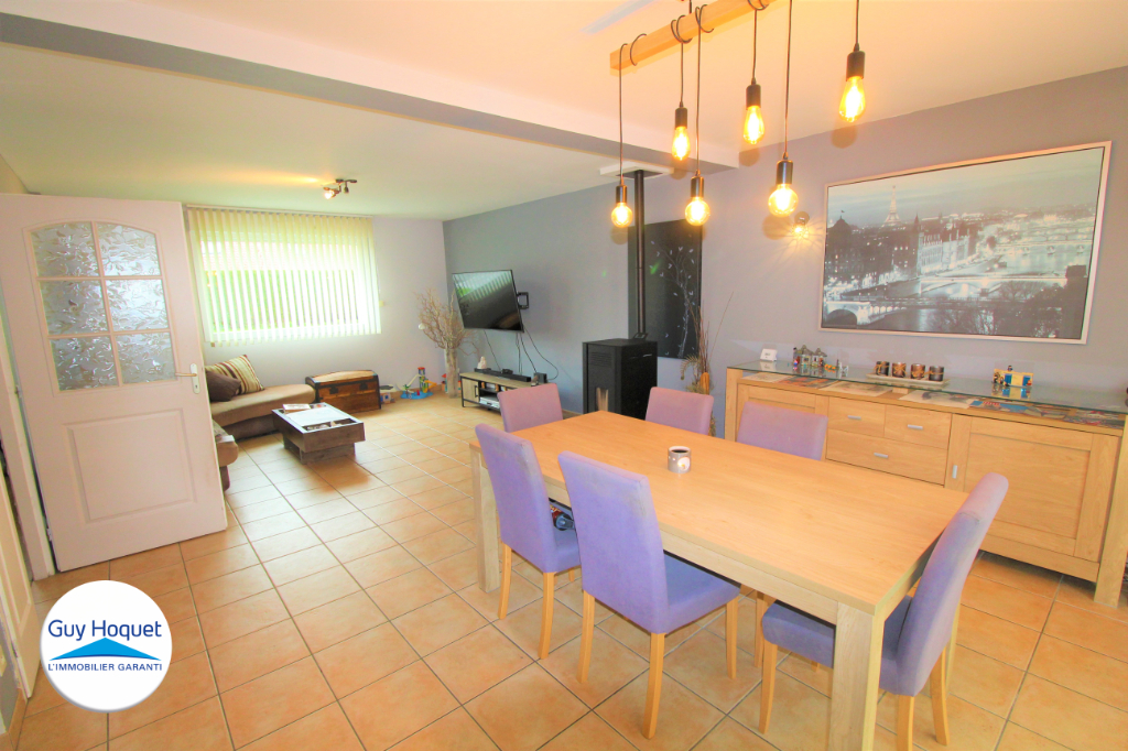 A VENDRE - A 10' DE CALAIS - PAVILLON INDIVIDUEL - SURFACE 130 M² ENVIRON - JARDIN