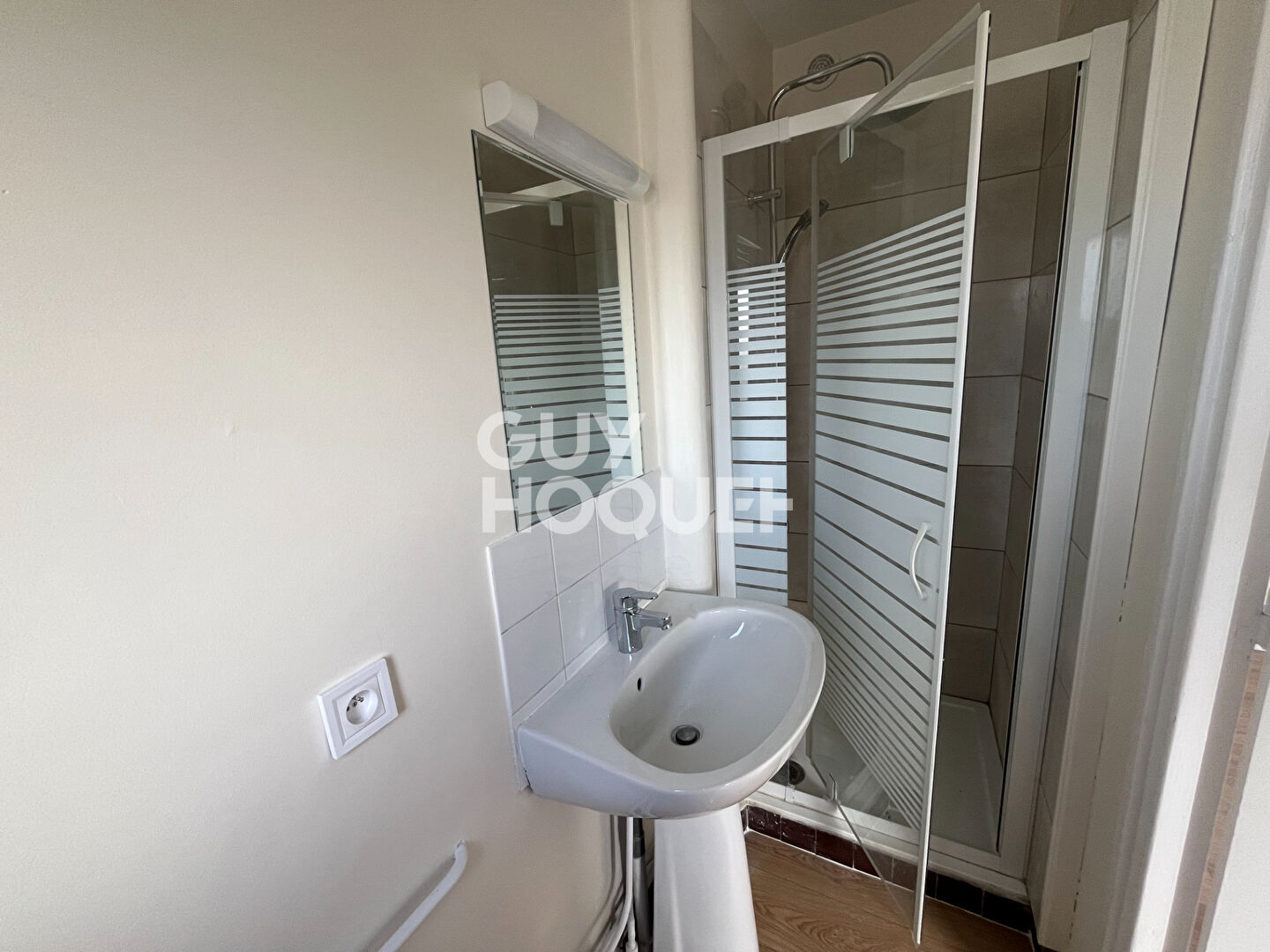 Location : appartement F2 à CALAIS