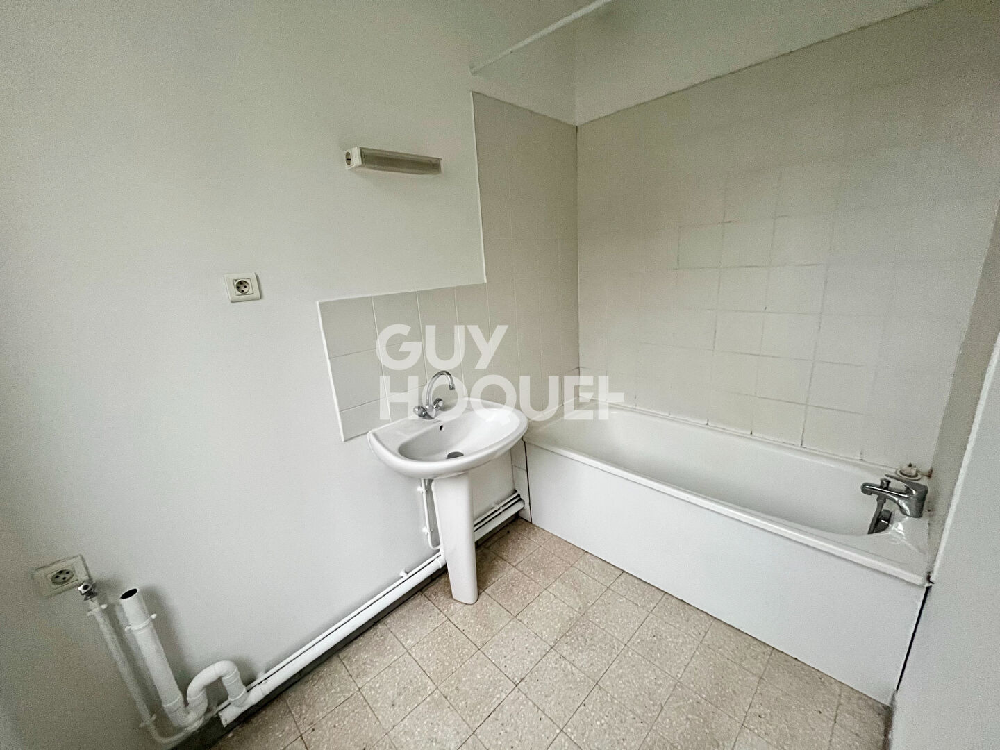 Appartement à louer à CALAIS (62100).