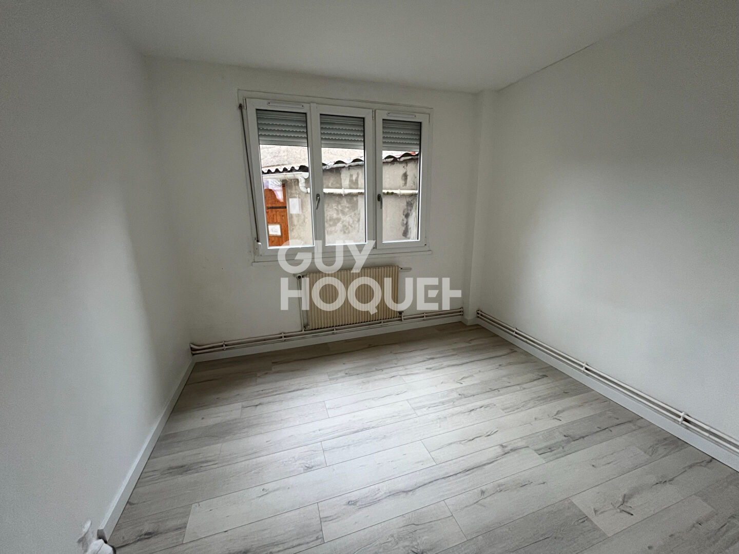 Appartement 2 pièces d'environ 37 m² à louer à CALAIS (62100).