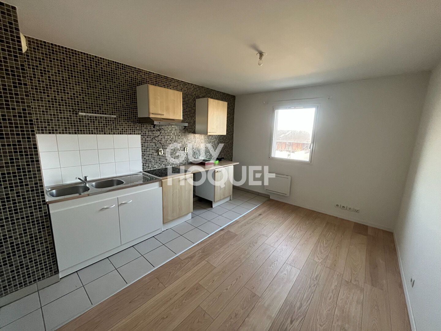 Location : appartement 2 pièces à CALAIS