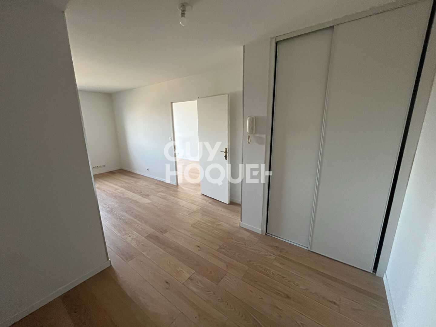Location : appartement 2 pièces à CALAIS