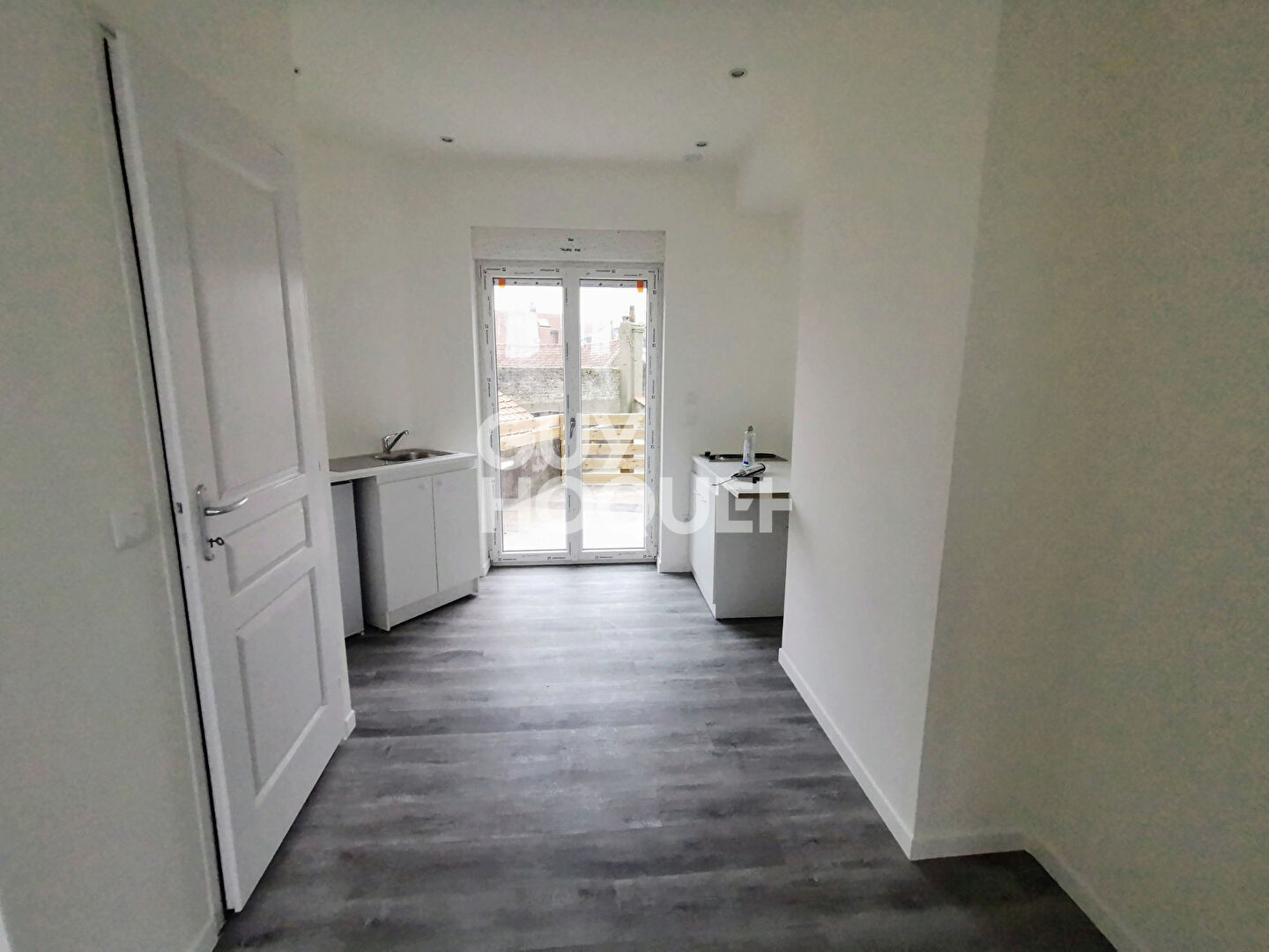 Location d'un appartement T1 à CALAIS