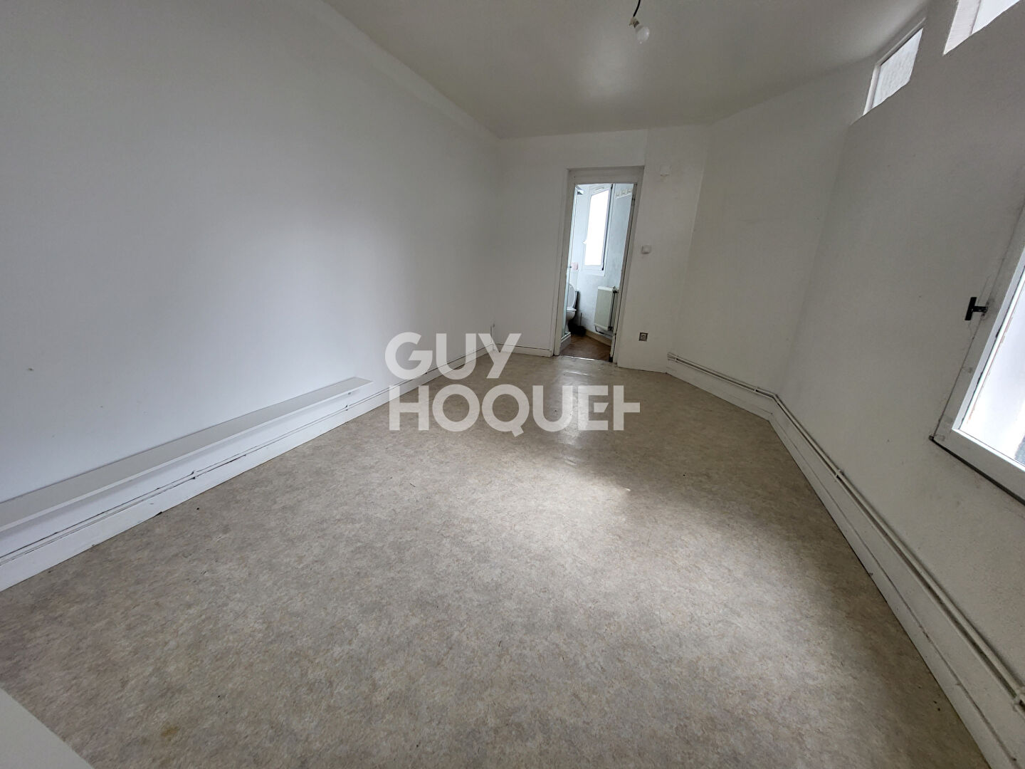 VENTE : appartement 2 pièces (51 m²) à CALAIS