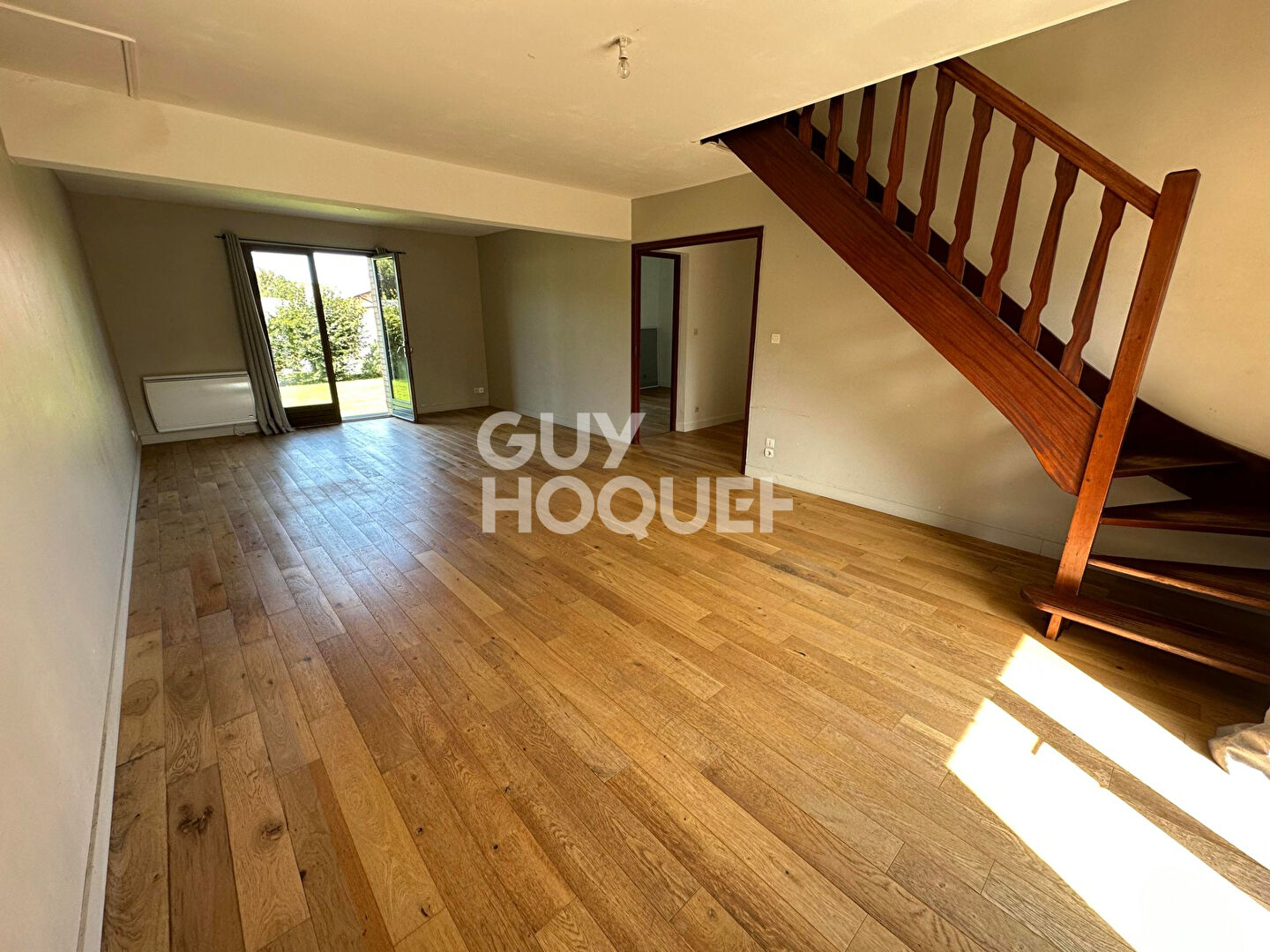 PEUPLINGUES : pavillon 5 pièces (130 m²) en location