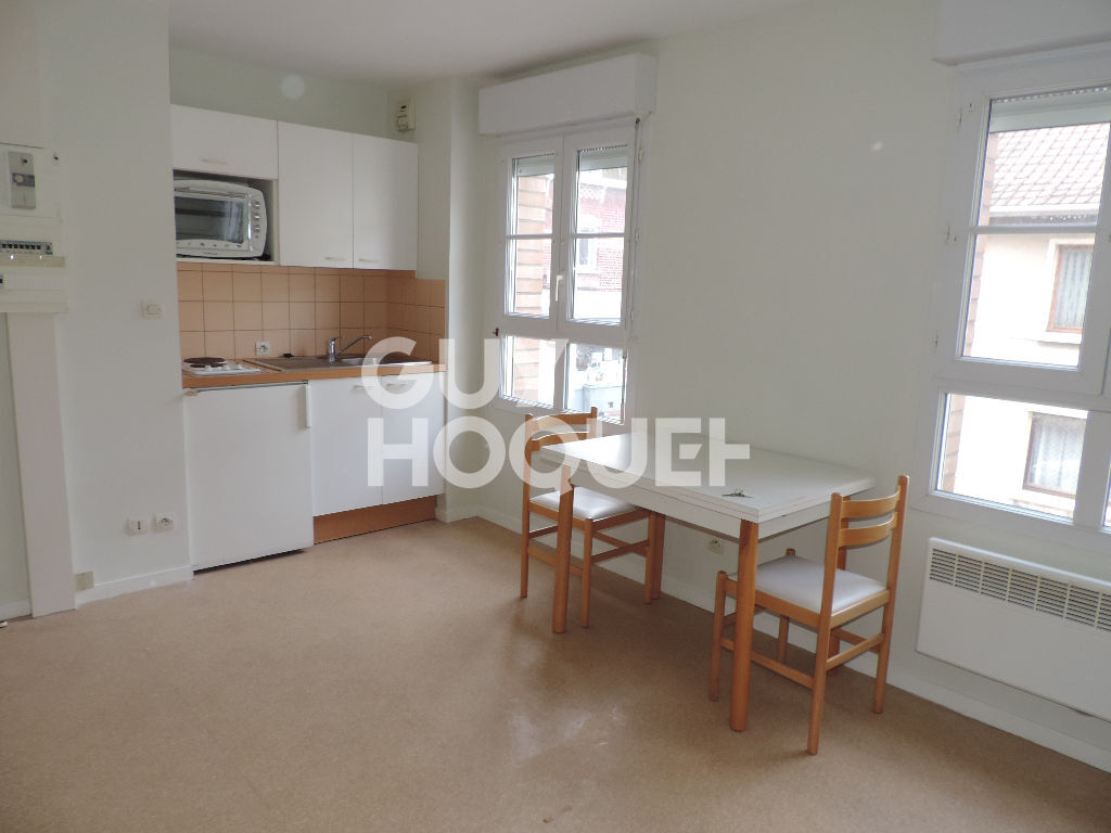 LOCATION d'un appartement 1 pièce (20 m²) à CALAIS