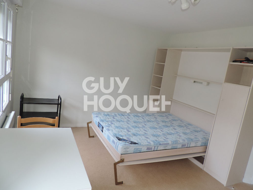 LOCATION d'un appartement 1 pièce (20 m²) à CALAIS