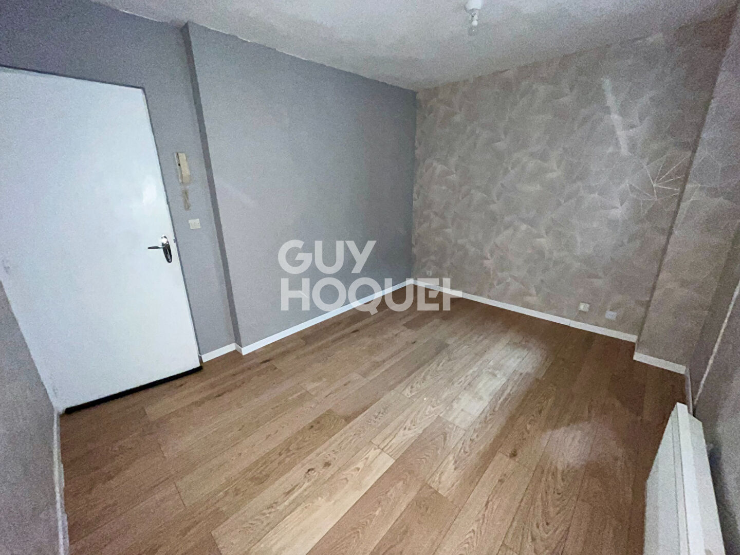 LOCATION : appartement T2 (42 m²) à CALAIS