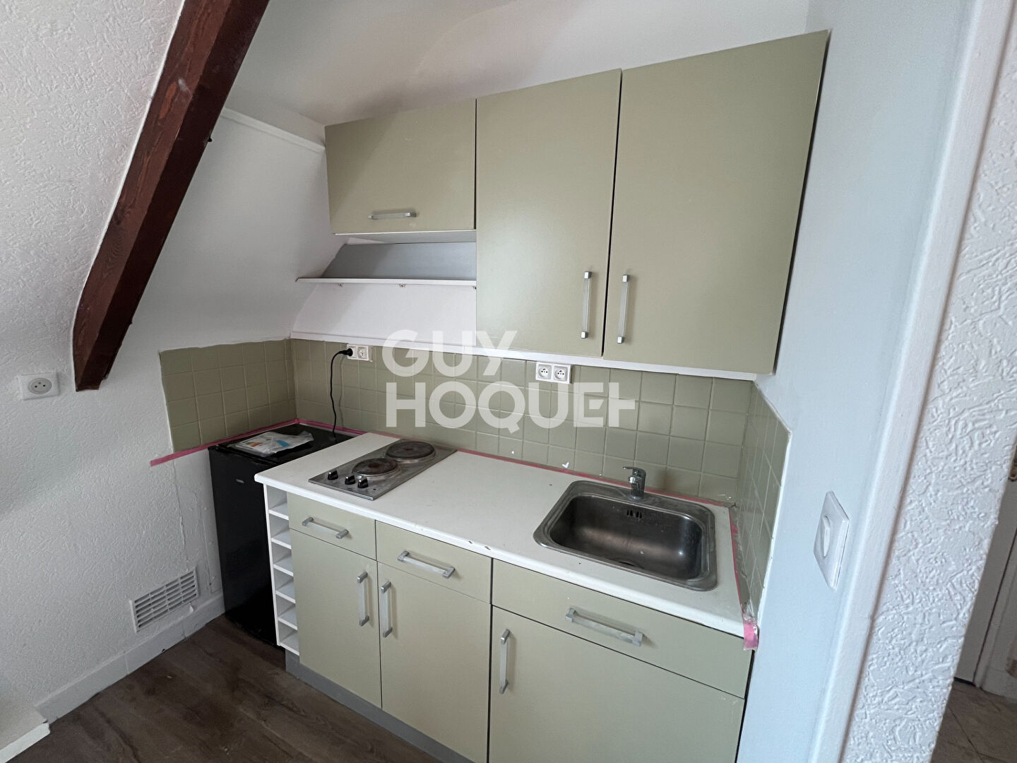 LOCATION d'un appartement 1 pièce (29 m²) à CALAIS