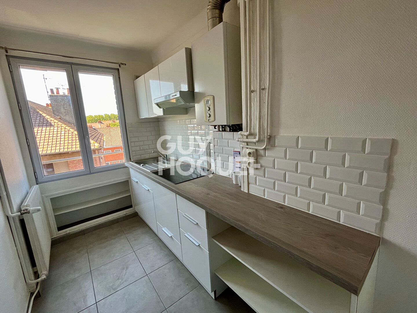 LOCATION : appartement F2 (52 m²) à CALAIS