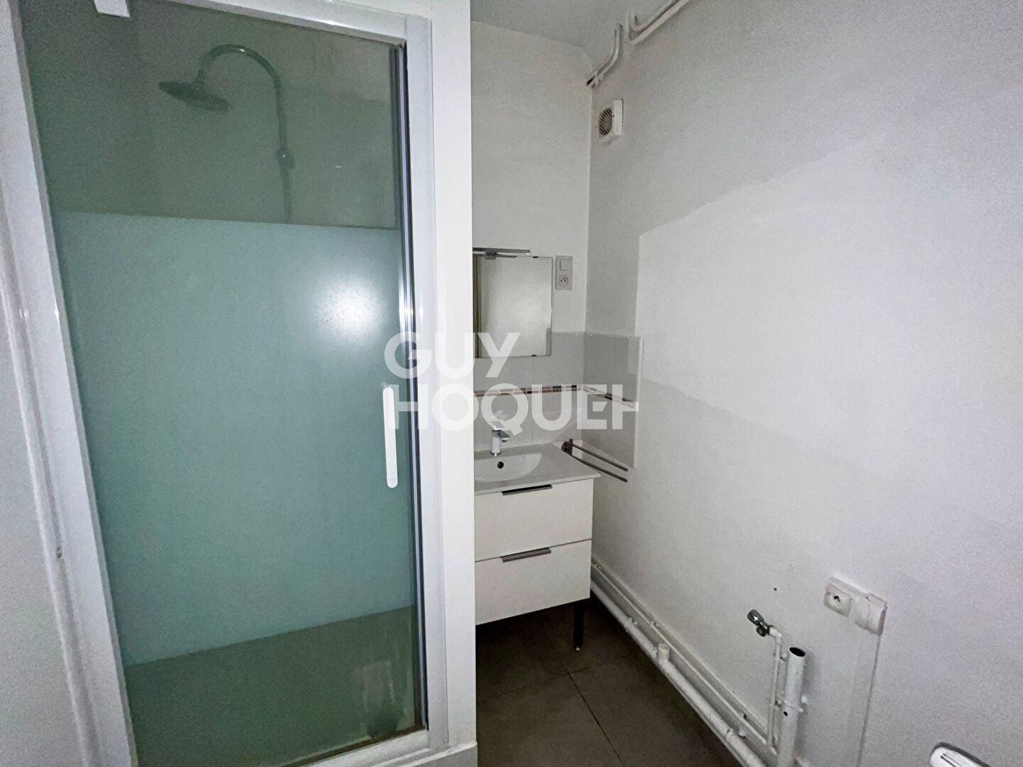 LOCATION : appartement F2 (52 m²) à CALAIS