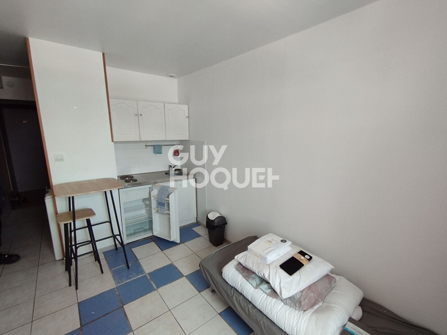 LOCATION d'un appartement F1 (16 m²) à CALAIS