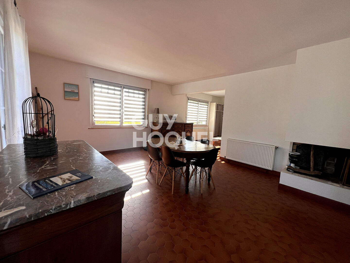 PAVILLON SEMI PLAIN PIED SUR SOUS SOL