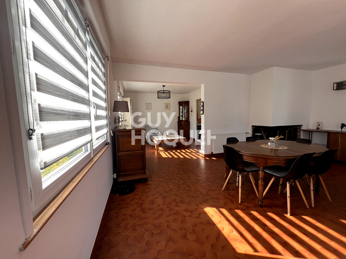 PAVILLON SEMI PLAIN PIED SUR SOUS SOL