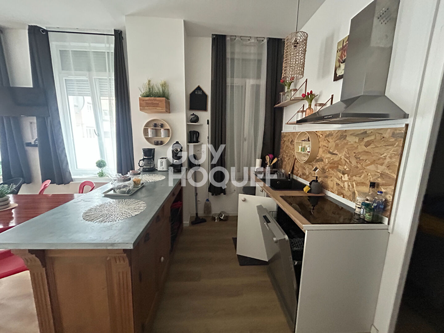 A VENDRE à CALAIS - Appartement T2 bis - 1 chambre - 1 bureau.