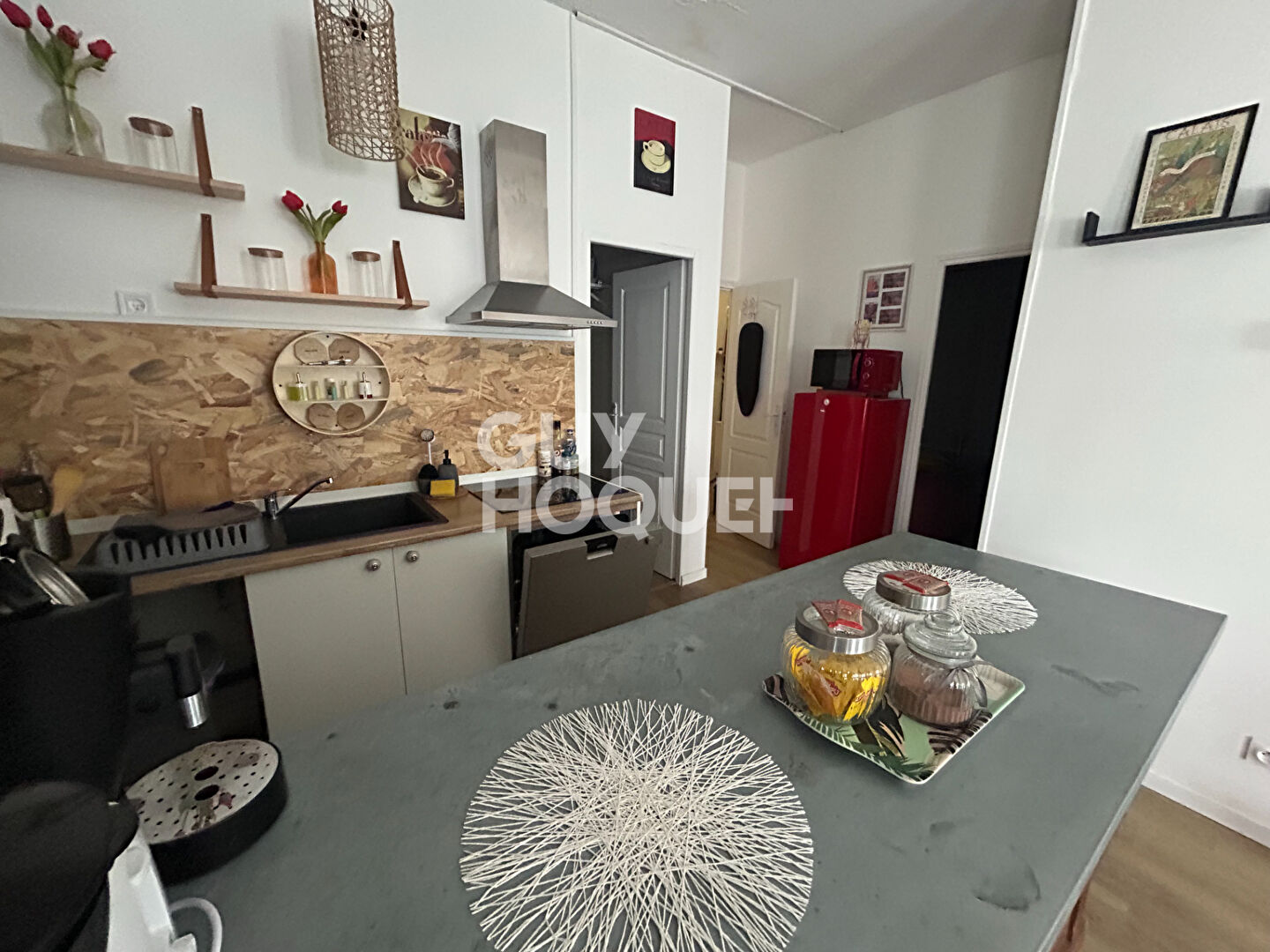 A VENDRE à CALAIS - Appartement T2 bis - 1 chambre - 1 bureau.