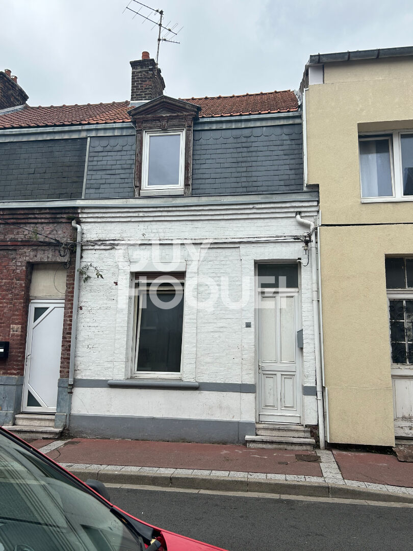A VENDRE - Maison mitoyenne - 2 chambres - Bureau - Cour