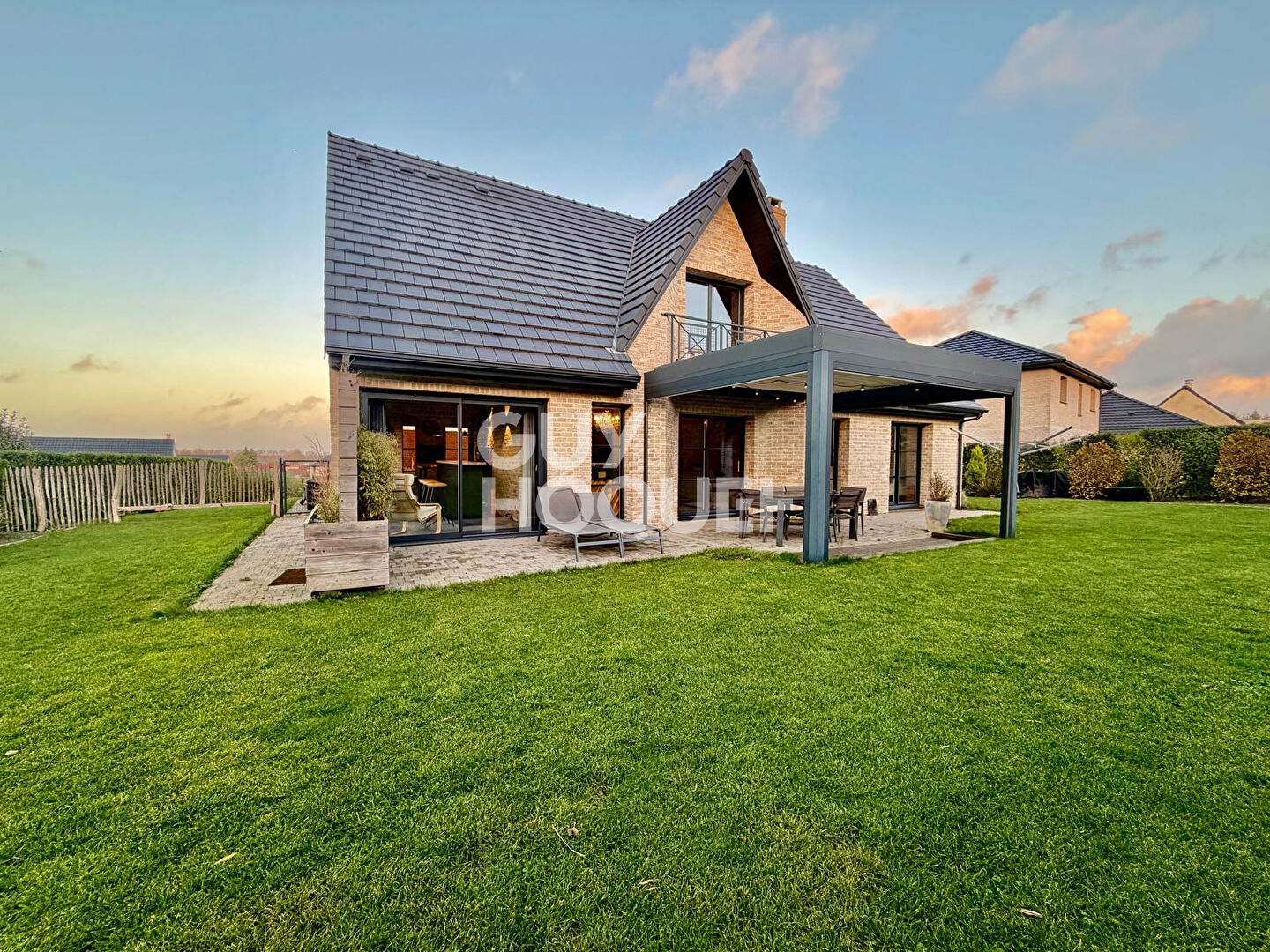 Maison Coquelles 5 pièce(s) 189 m2