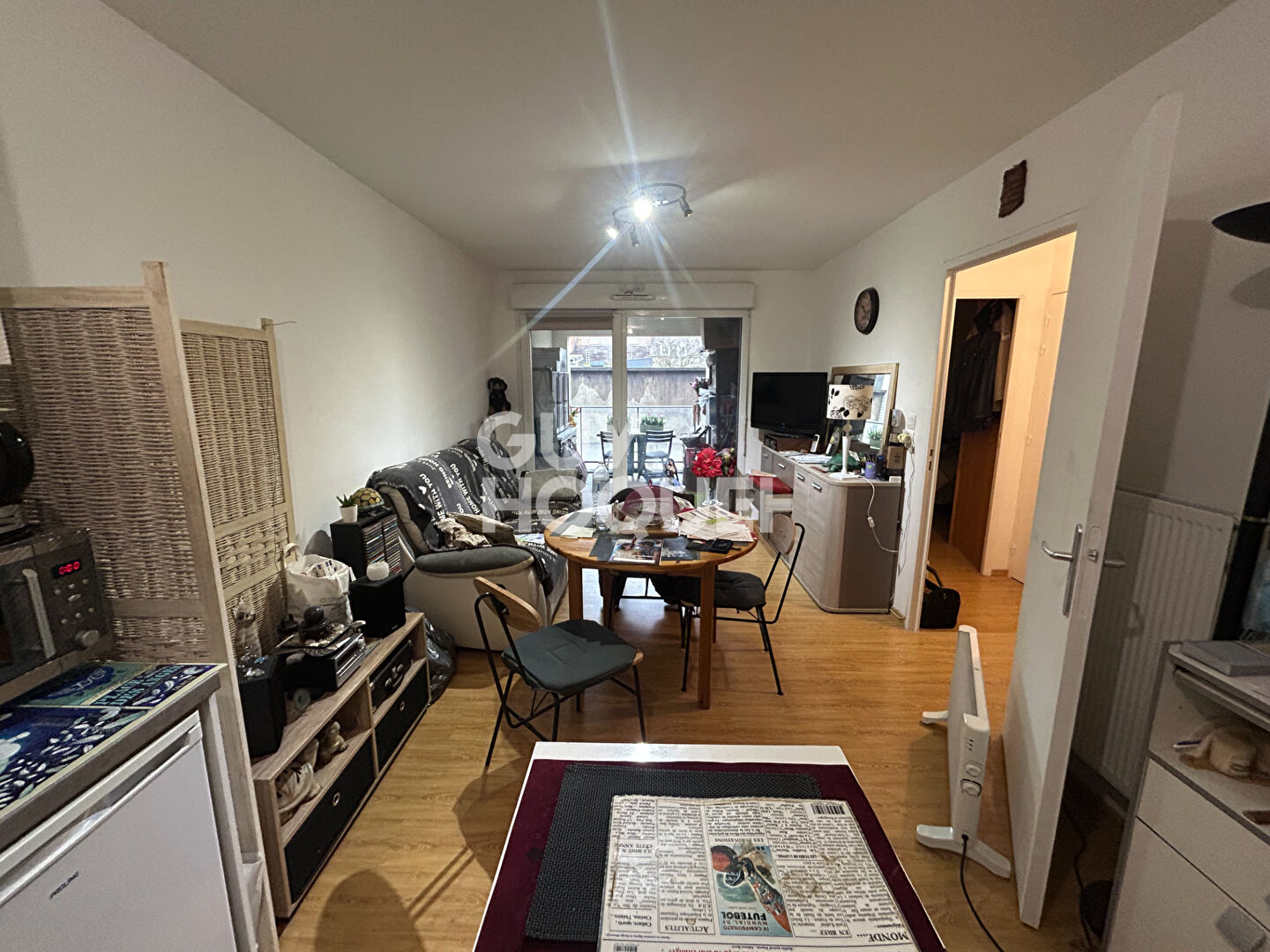 A VENDRE Appartement T2 - 43.50 M² - 1 chambre - Balcon - Place de parking couverte privative-
